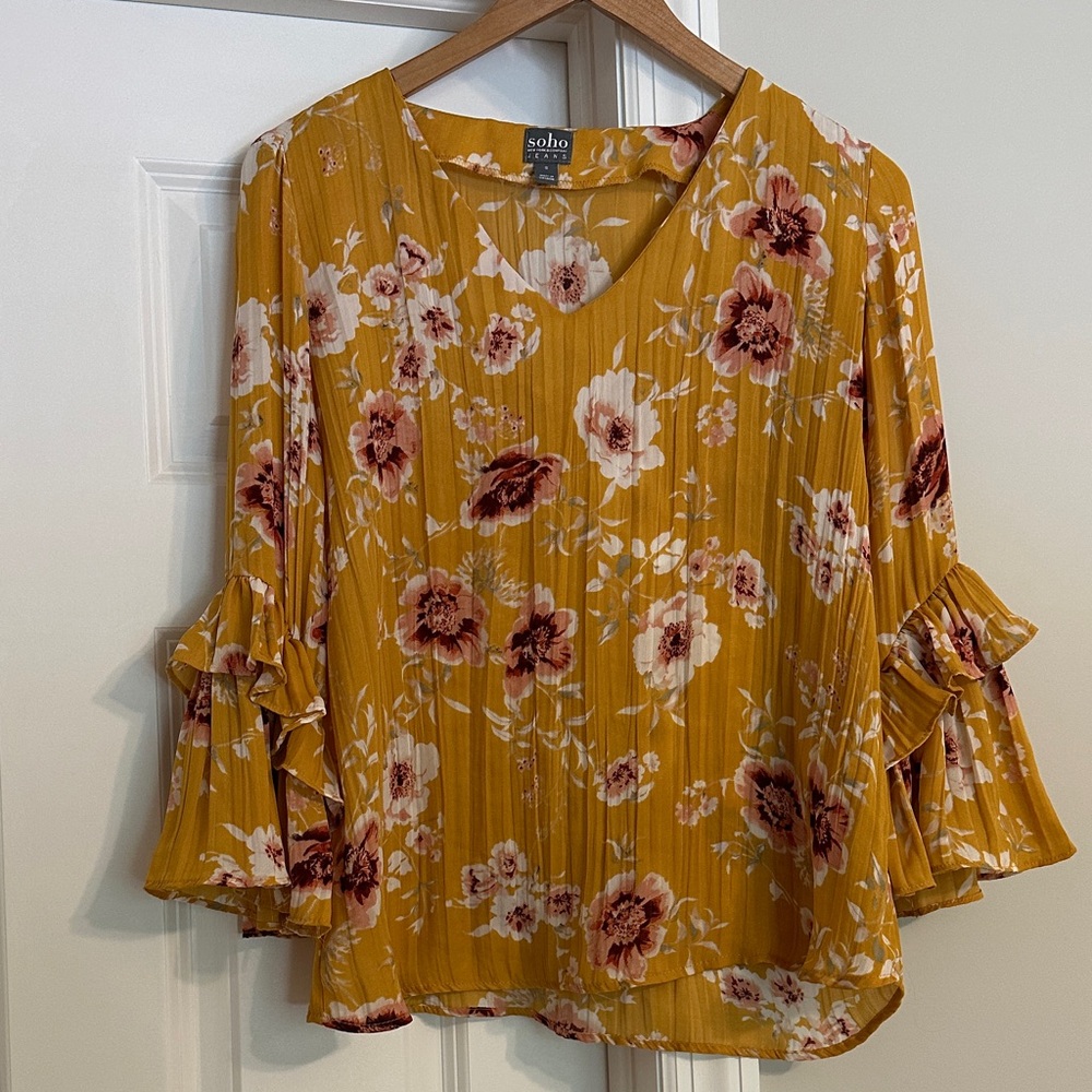 Soho Yellow Floral Blouse with Ruffle Sleeves